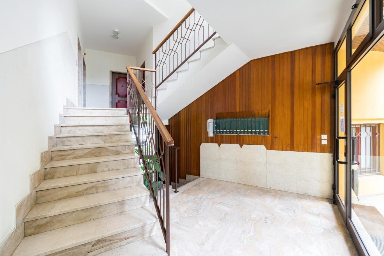 Residenza Al Vittoriale - By Host4U Appartement Gardone Riviera Buitenkant foto