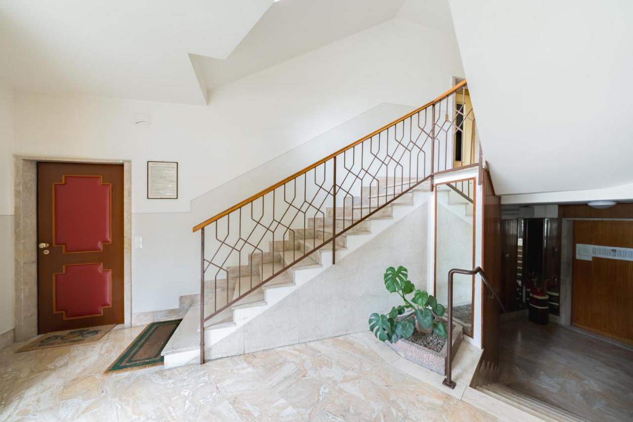 Residenza Al Vittoriale - By Host4U Appartement Gardone Riviera Buitenkant foto